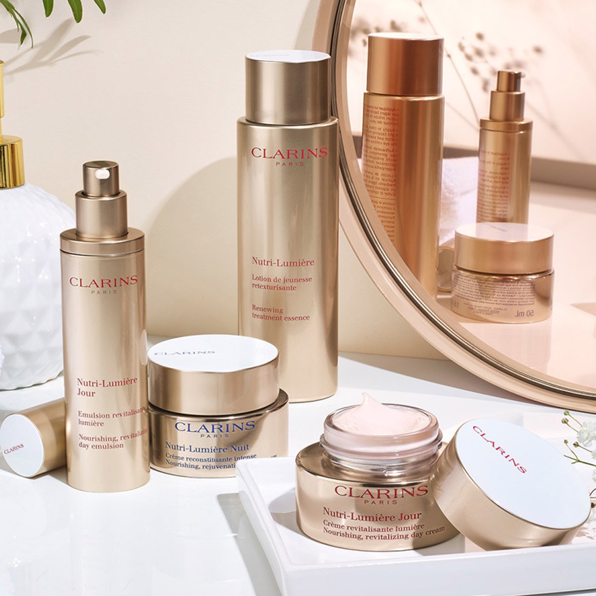 Clarins Nutri-Lumière Day Cream