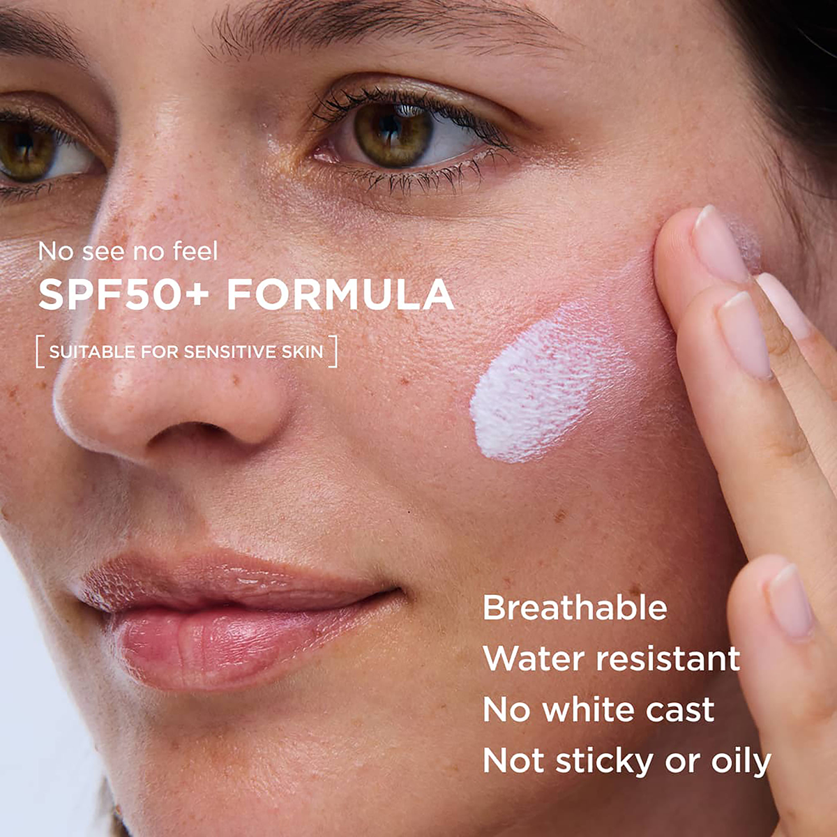 Clarins UV Plus Multi-Protection Moisturising Screen SPF50 Translucent